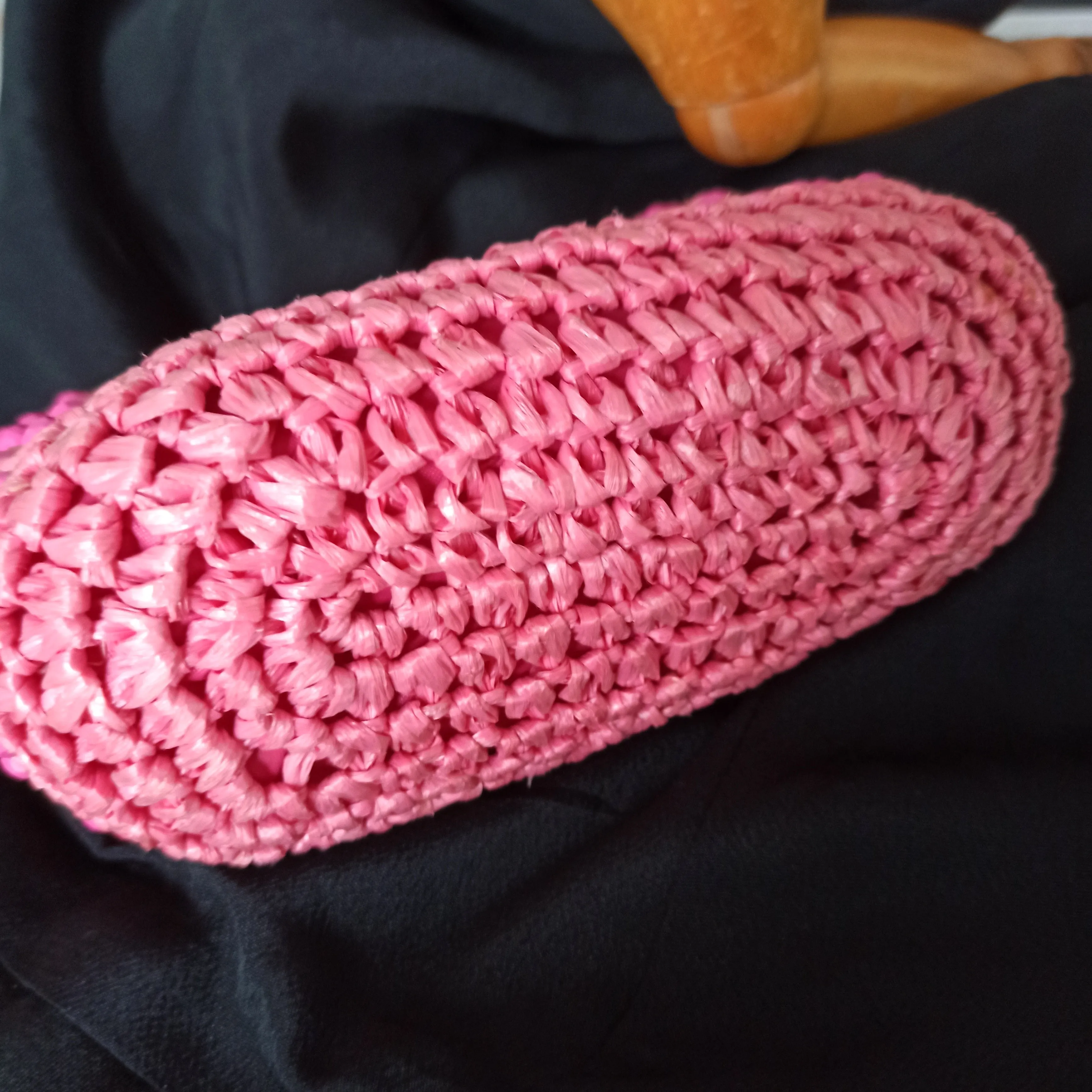 1950s 1960s - Galeries LaFayette, Paris - Collector's Beaded Raffia Pink Handbag