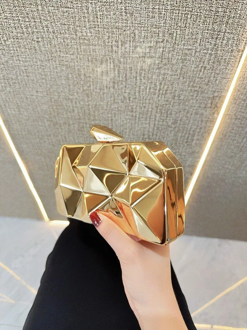 2024 New Fashion Diamond Iron Box Evening Bag