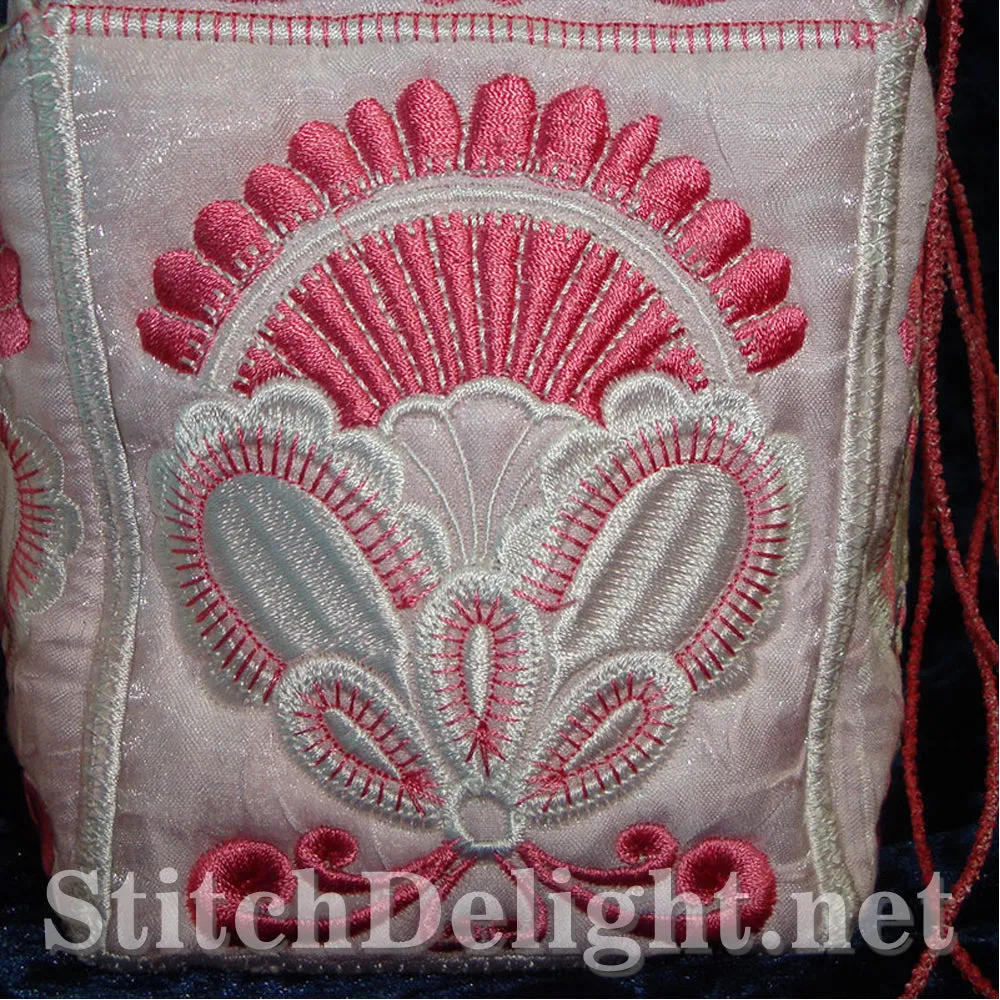 AE005 Goldwork Clutch Purses