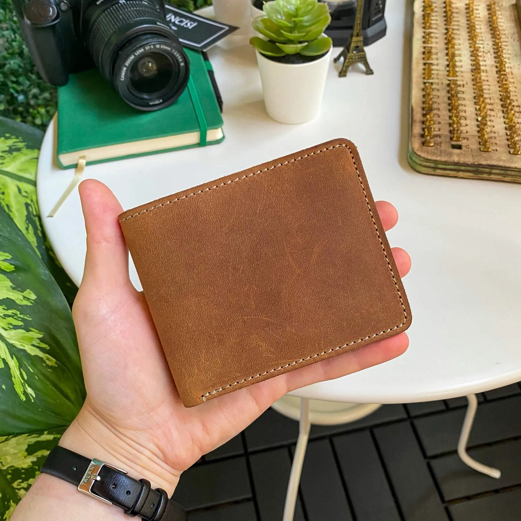 Cosmos - Genuine Leather Trifold Classic Men's Wallet