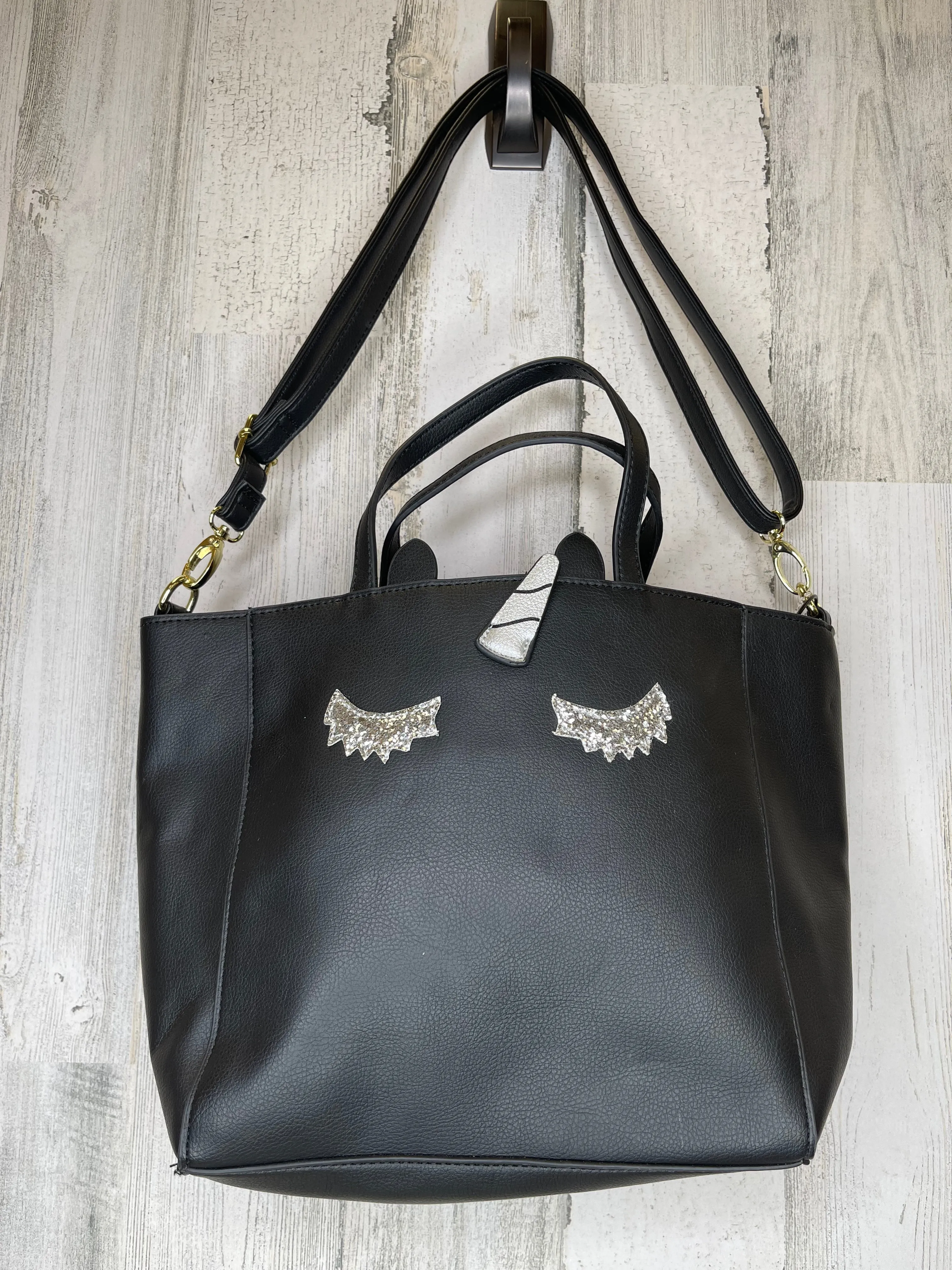 Handbag By Betsey Johnson  Size: Medium