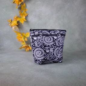 Medium Size Handbag Black Colour with Triable Prints.