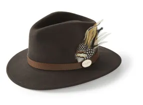 The Suffolk Fedora in Dark Brown (Fawn Feather)