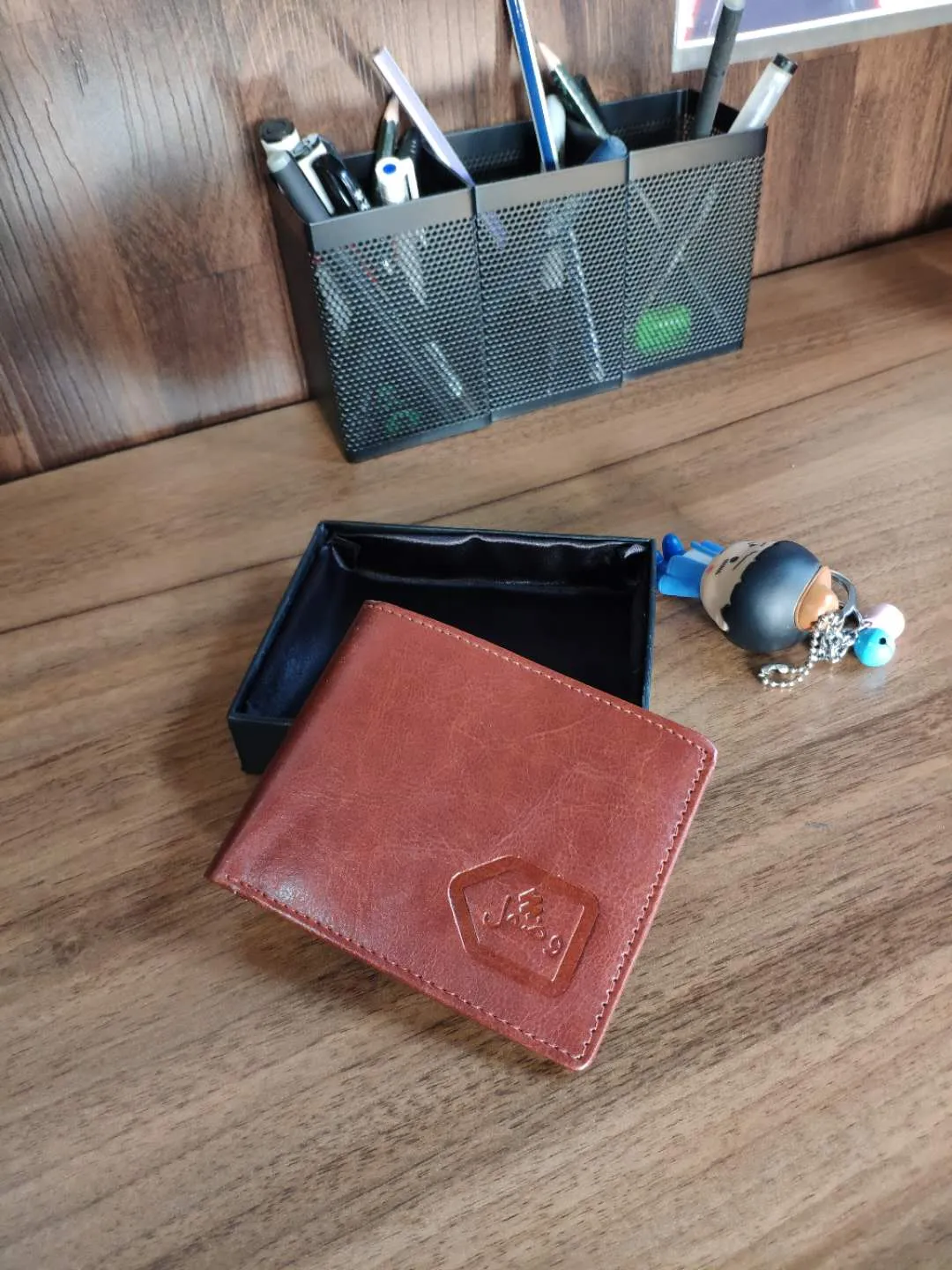 Wuzmal Slim Wallet for Men - Black/ Brown